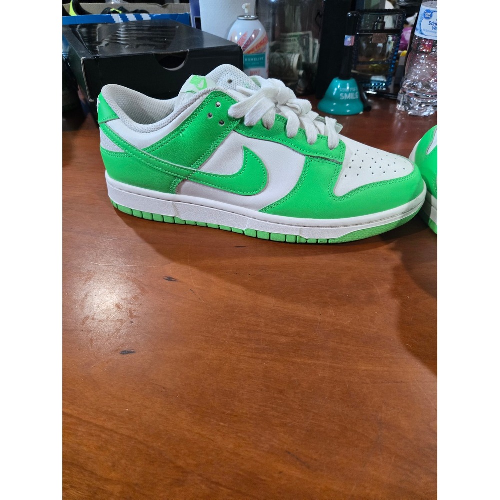 Nike Dunk Low Mean Green White Sneakers DD1503-101 Mens Size 9 Low Top Shoes